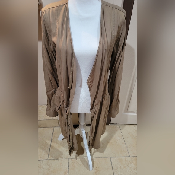 NIC+NOE Lightweight Jacket - Picture 8 of 8